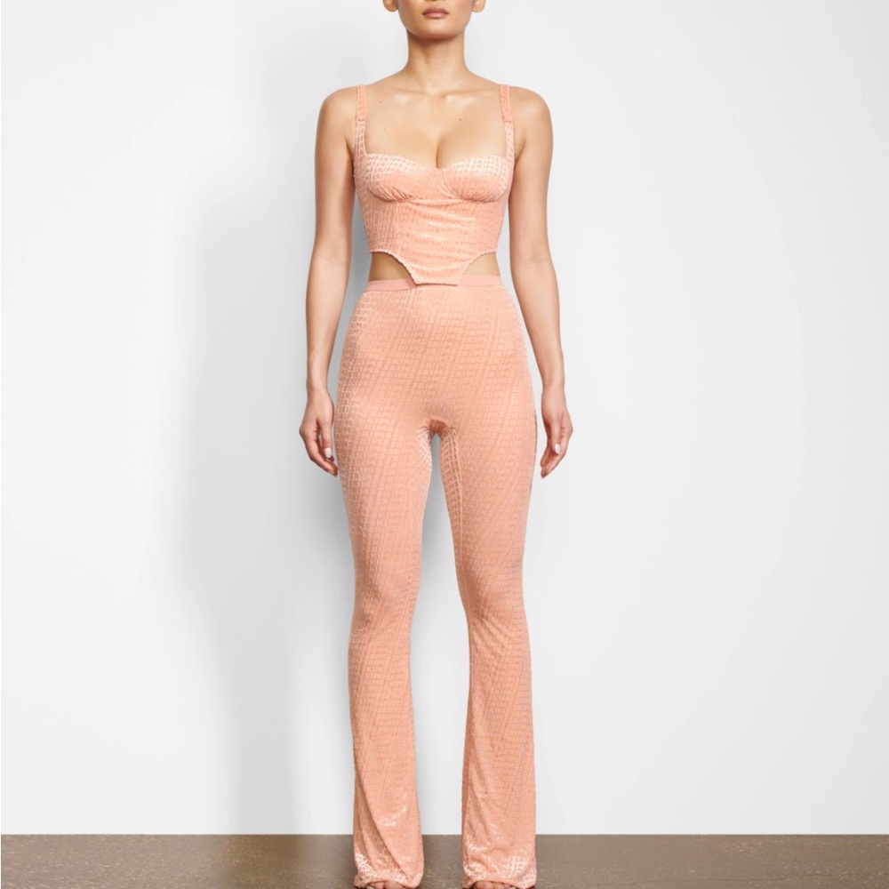 SKIMS Velvet Plisse 2-Piece Underwire Top & Flare Pants Set S Rose 2XS